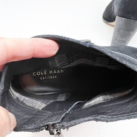 COLE HAAN BLACK SUEDE STRAP DETAIL SIDE ZIP MINNA BOOTIE WOMENS SZ 8.5 - Picture 8 of 9